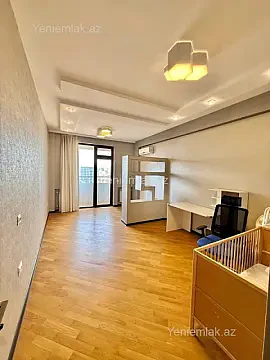 Satılır 3 otaqlı yeni tikili 160 m²