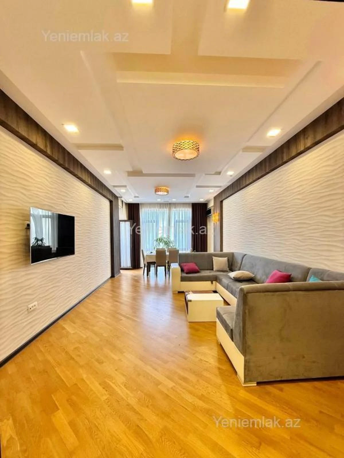 Satılır 3 otaqlı yeni tikili 160 m²