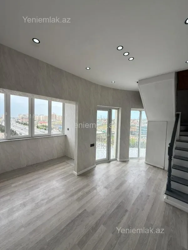 Satılır 3 otaqlı yeni tikili 55 m²