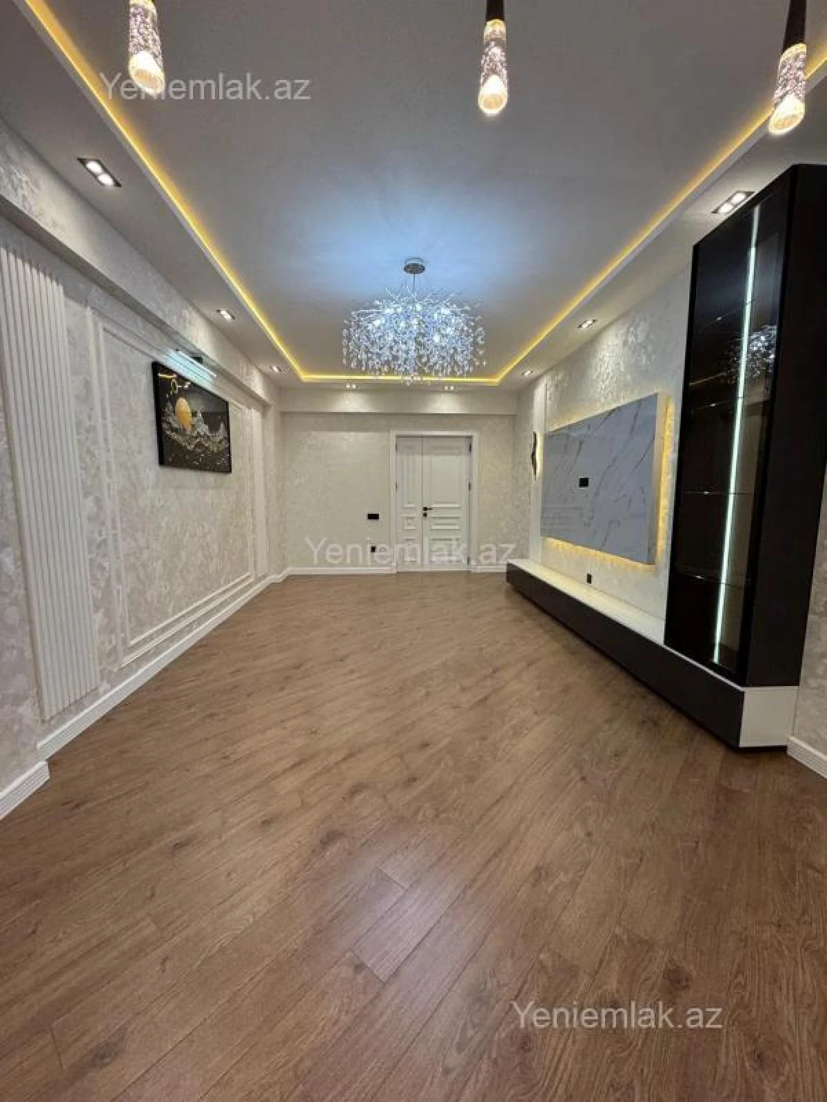 Satılır 3 otaqlı yeni tikili 135 m²