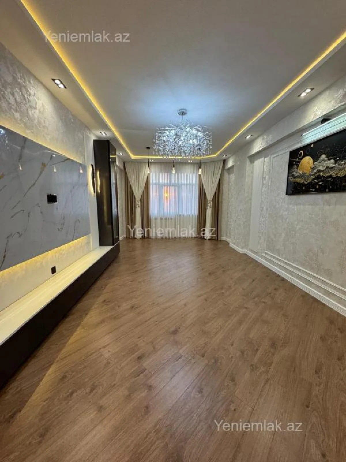 Satılır 3 otaqlı yeni tikili 135 m²