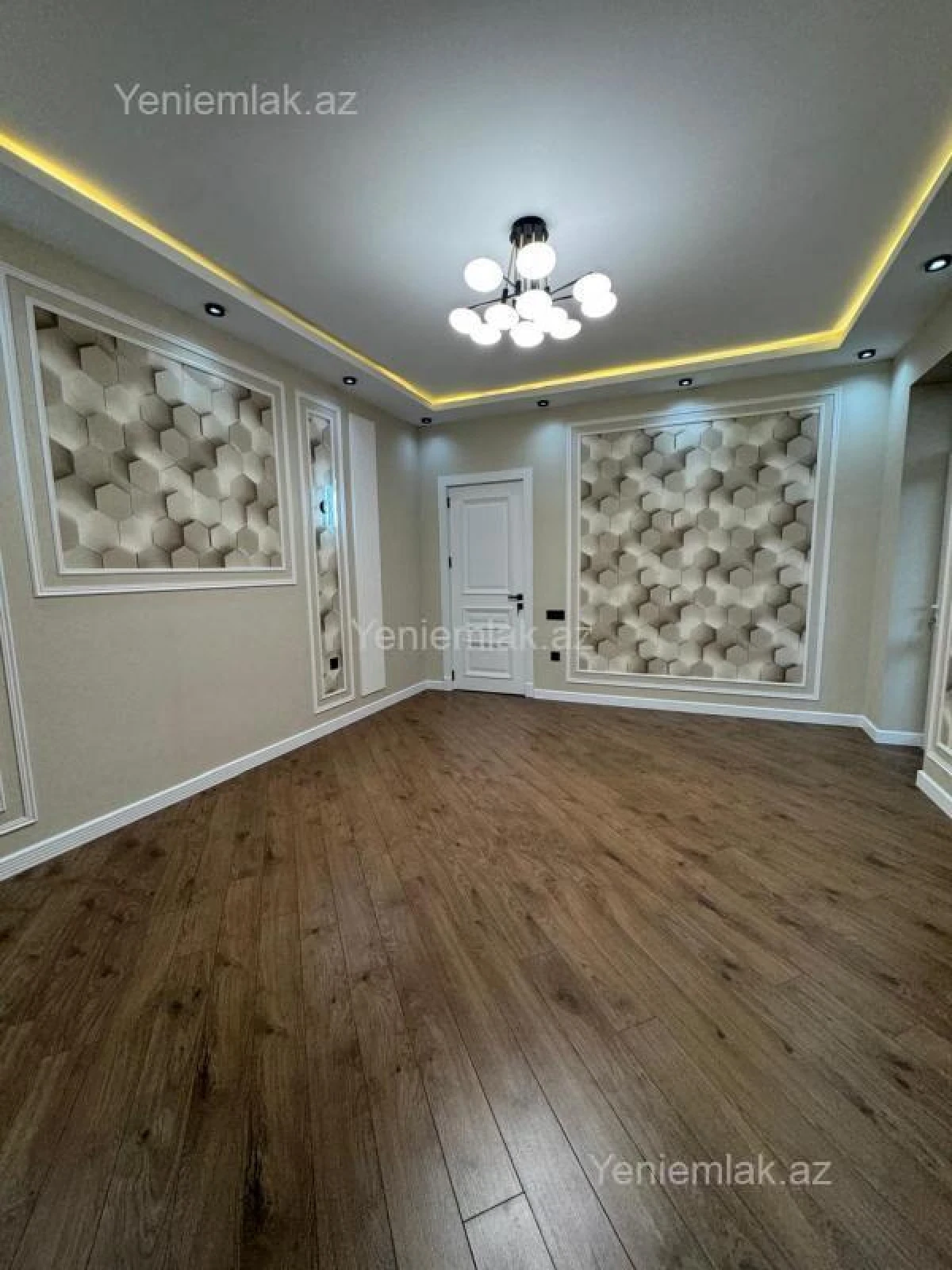Satılır 3 otaqlı yeni tikili 135 m²
