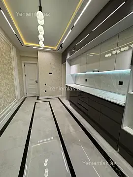 Satılır 3 otaqlı yeni tikili 135 m²
