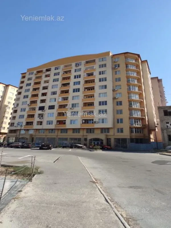 Satılır 3 otaqlı yeni tikili 120 m²