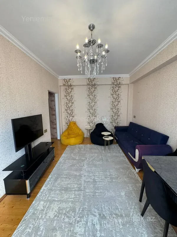Satılır 2 otaqlı yeni tikili 42 m²