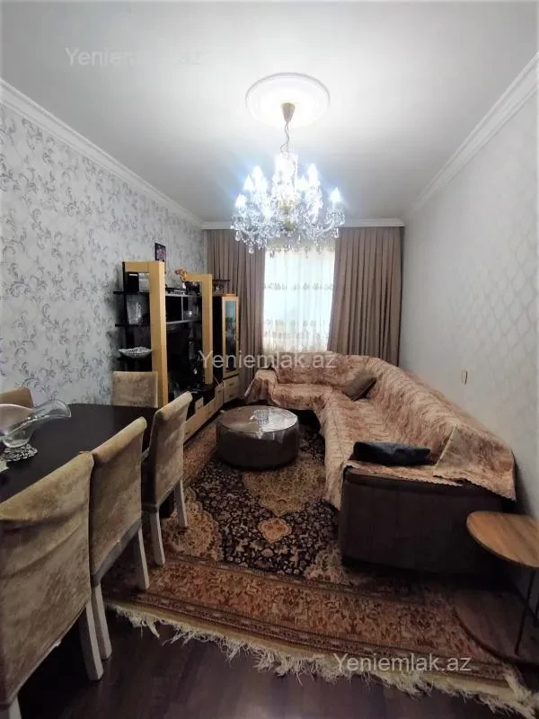 Satılır 3 otaqlı köhnə tikili 75 m²