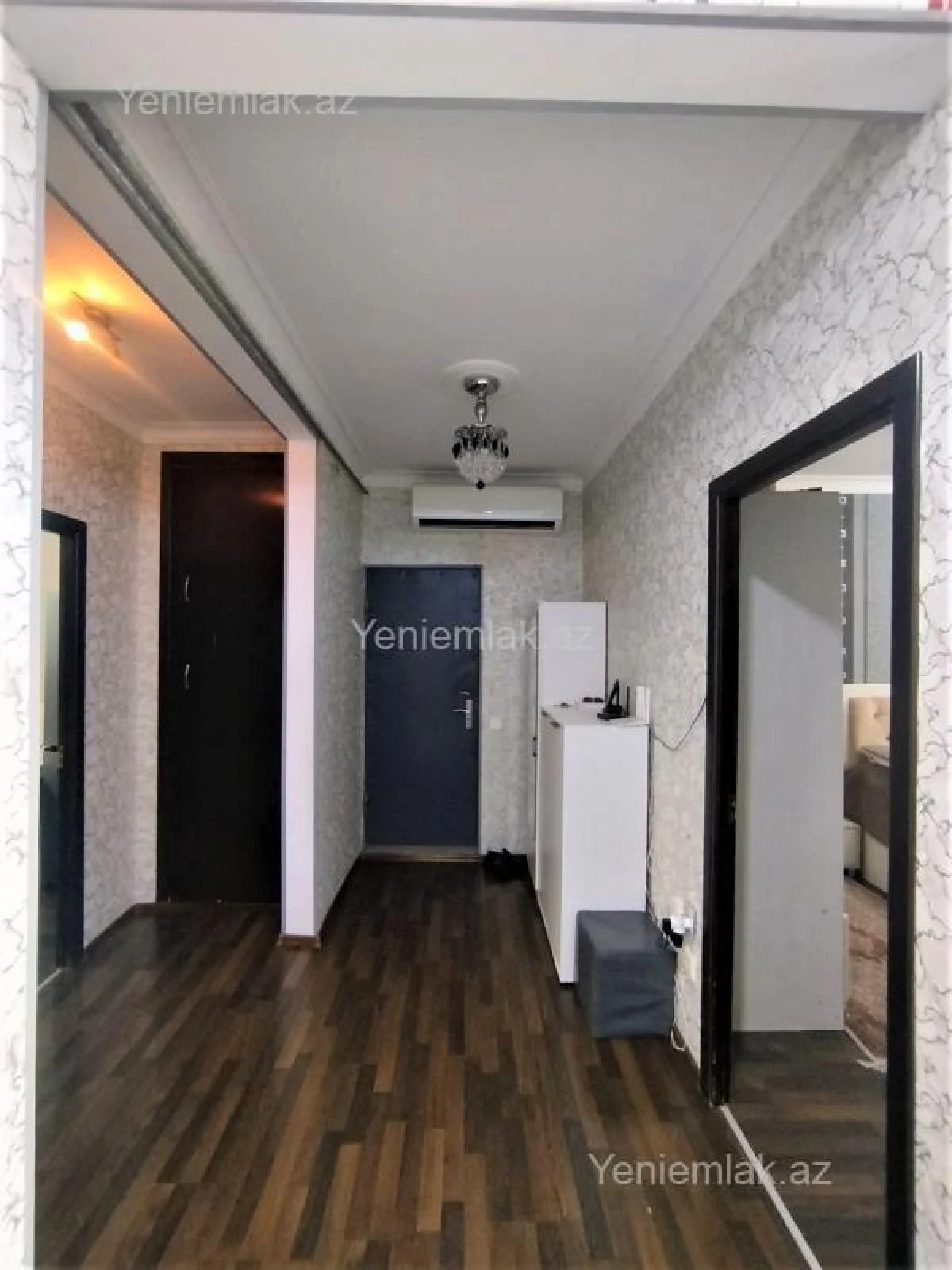 Satılır 3 otaqlı köhnə tikili 75 m²