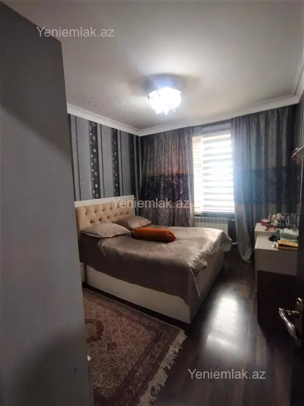 Satılır 3 otaqlı köhnə tikili 75 m²