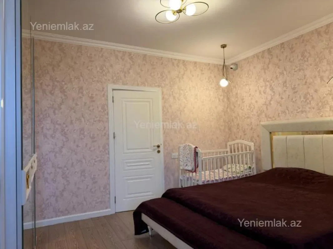 Satılır 3 otaqlı köhnə tikili 70 m²