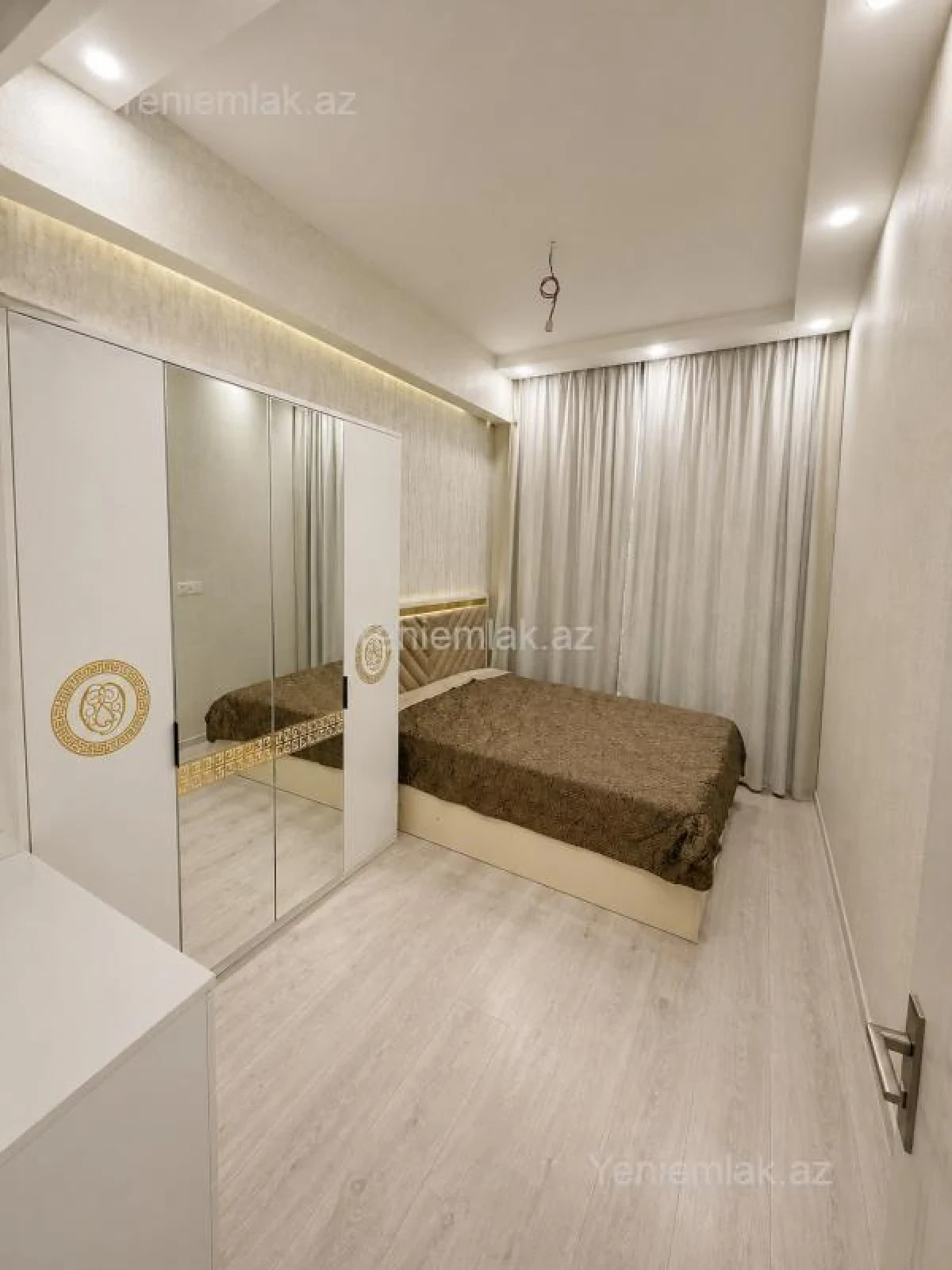 Satılır 2 otaqlı yeni tikili 50 m²