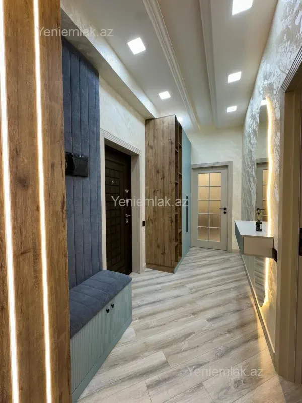 Satılır 3 otaqlı yeni tikili 90 m²