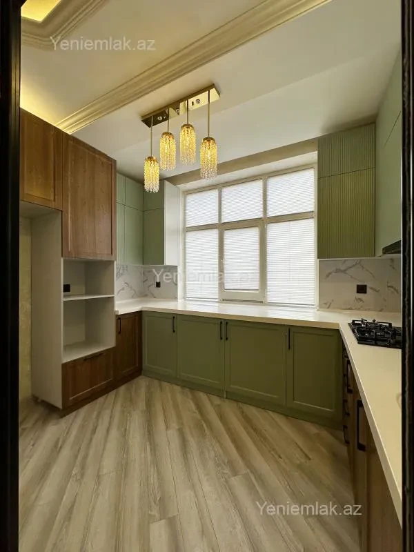 Satılır 3 otaqlı yeni tikili 90 m²