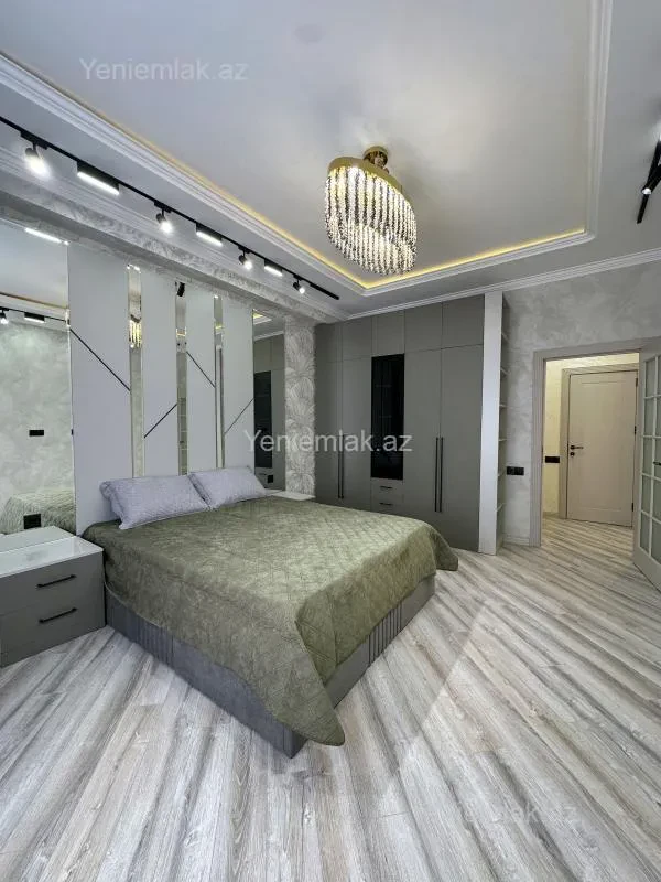 Satılır 3 otaqlı yeni tikili 90 m²