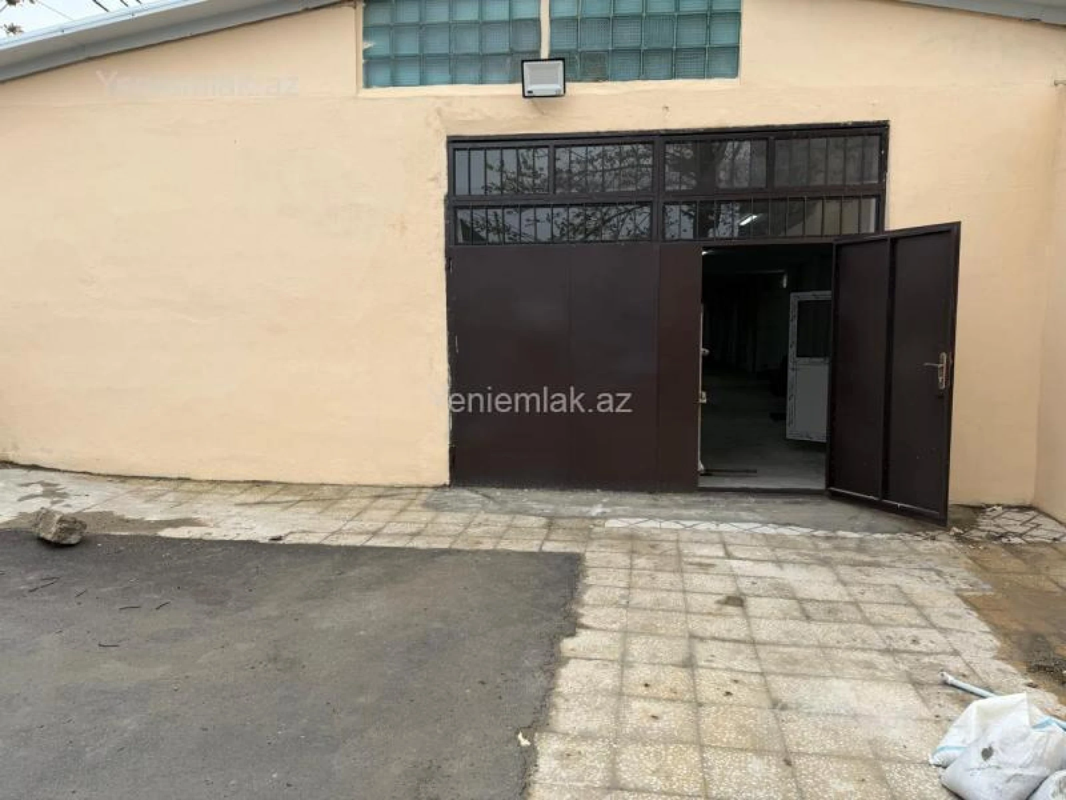 Satılır 1 otaqlı obyekt 450 m²