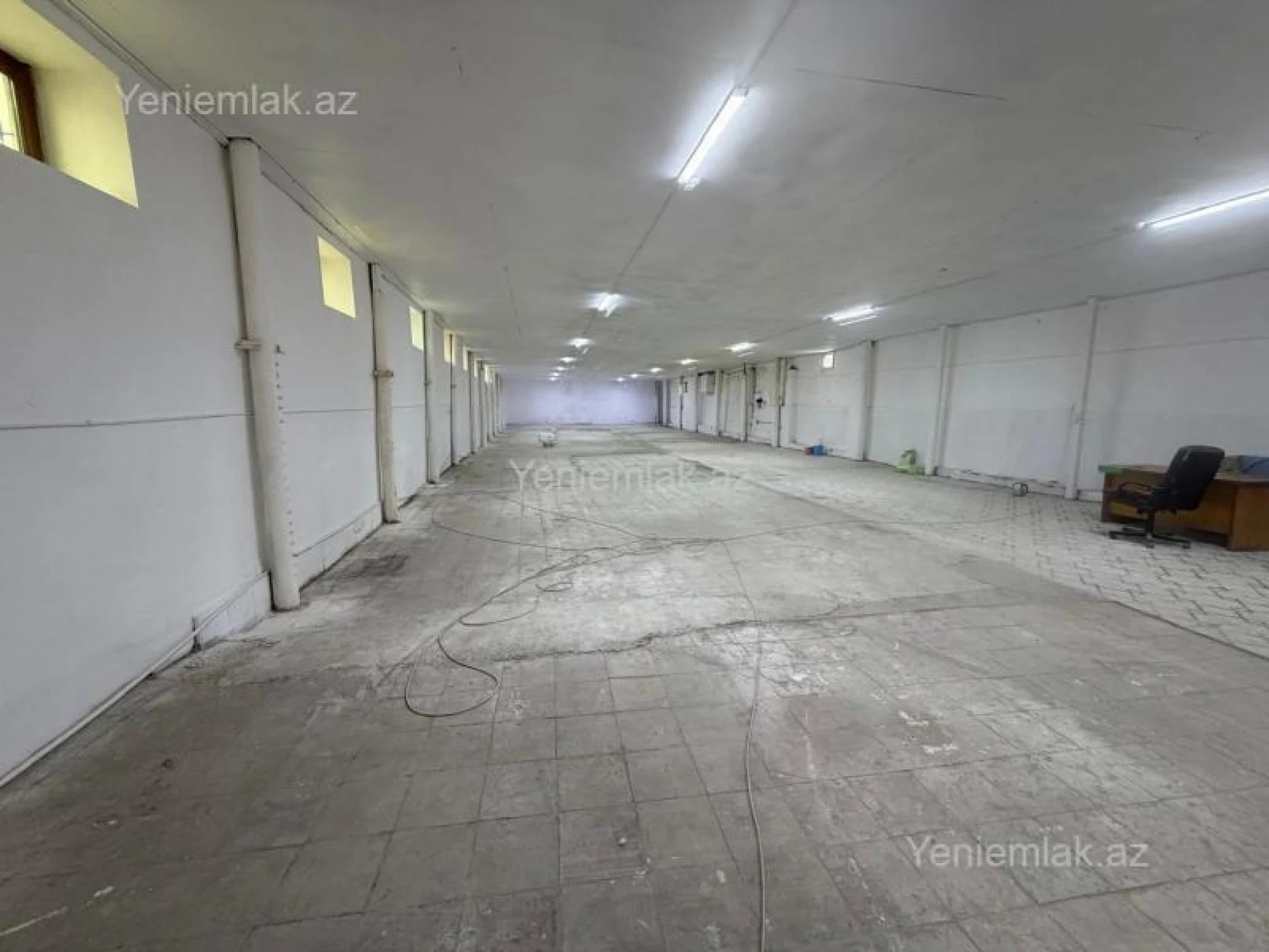 Satılır 1 otaqlı obyekt 450 m²