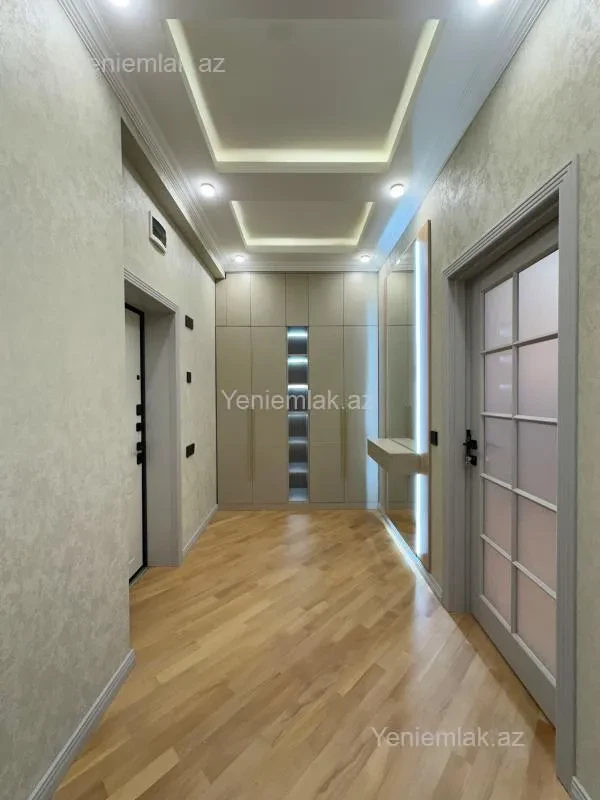 Satılır 2 otaqlı yeni tikili 89 m²