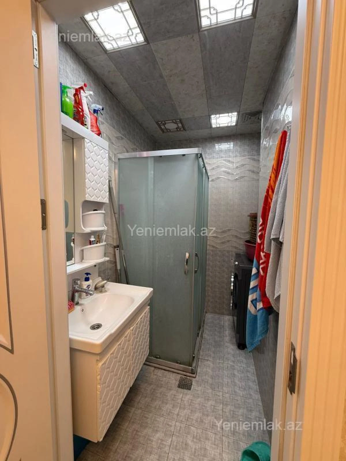 Satılır 3 otaqlı köhnə tikili 80 m²