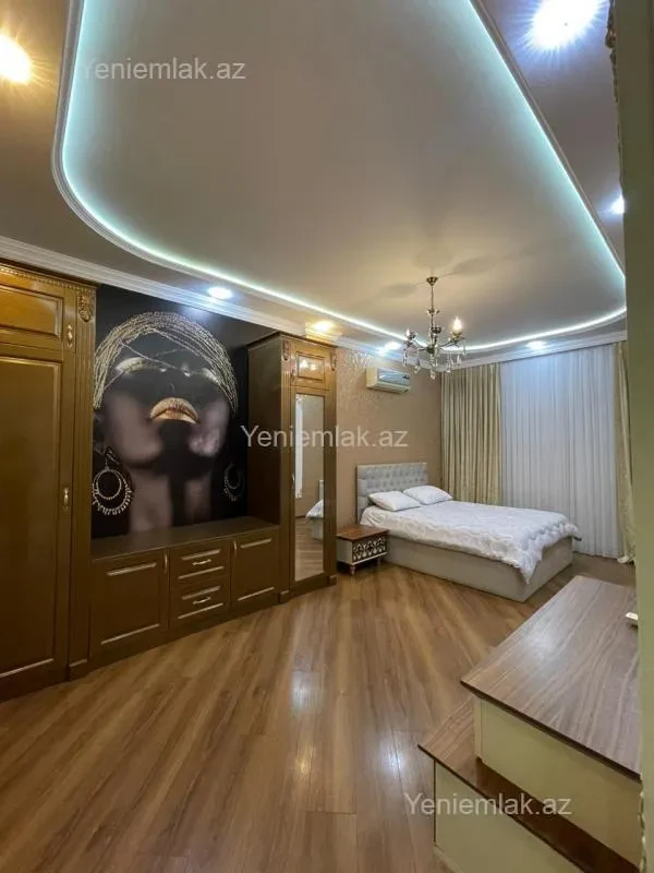 Satılır 3 otaqlı yeni tikili 165 m²