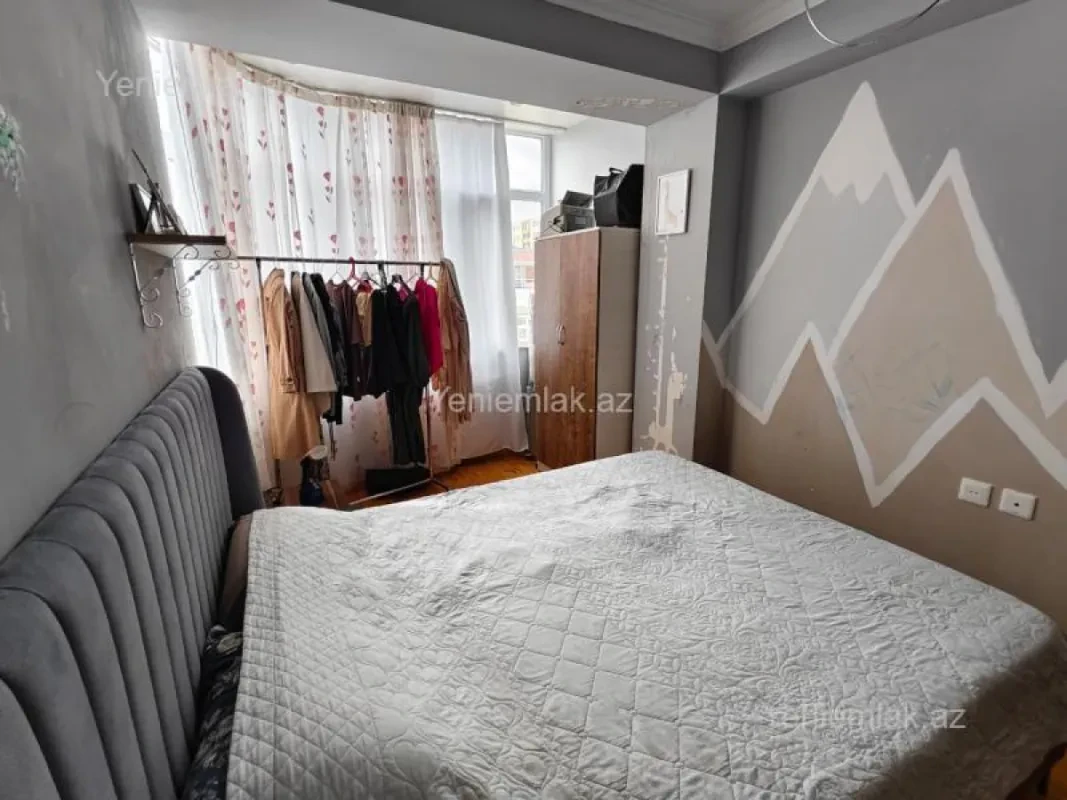 Satılır 3 otaqlı yeni tikili 100 m²