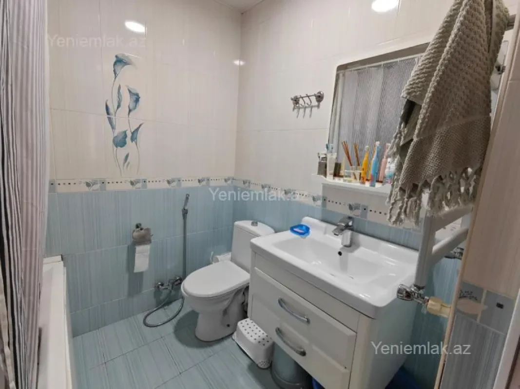 Satılır 3 otaqlı yeni tikili 100 m²