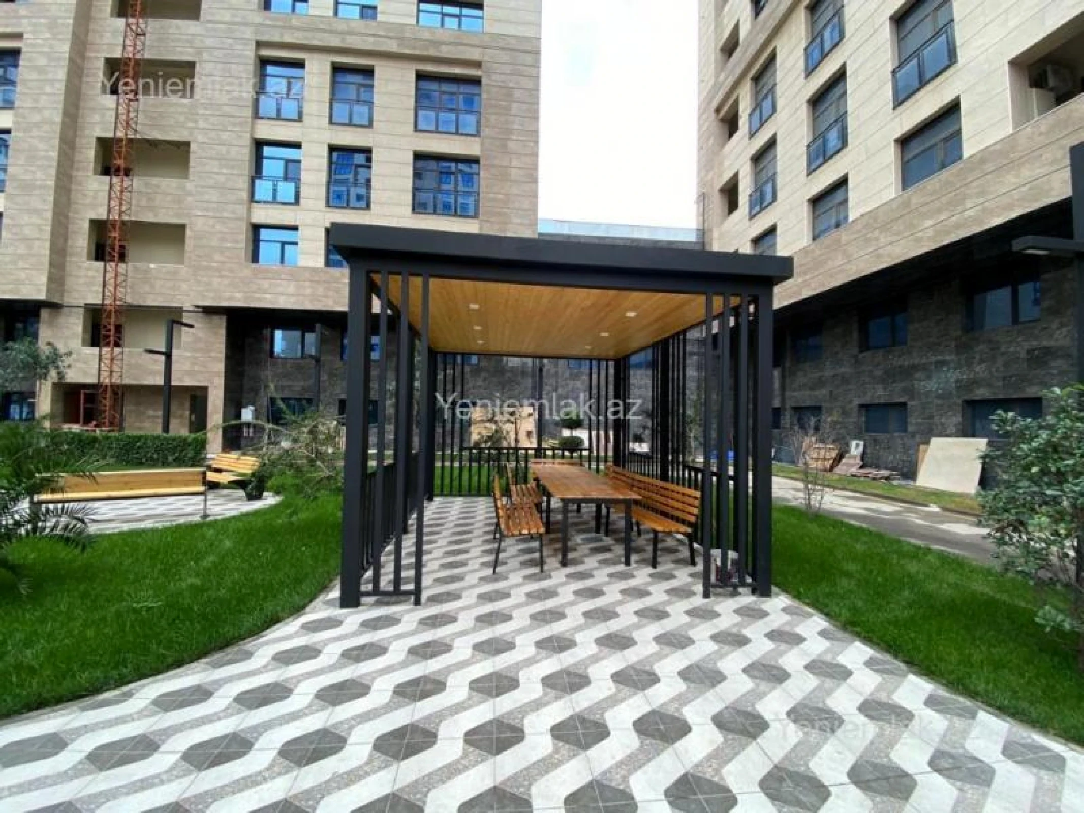 Satılır 3 otaqlı yeni tikili 97 m²