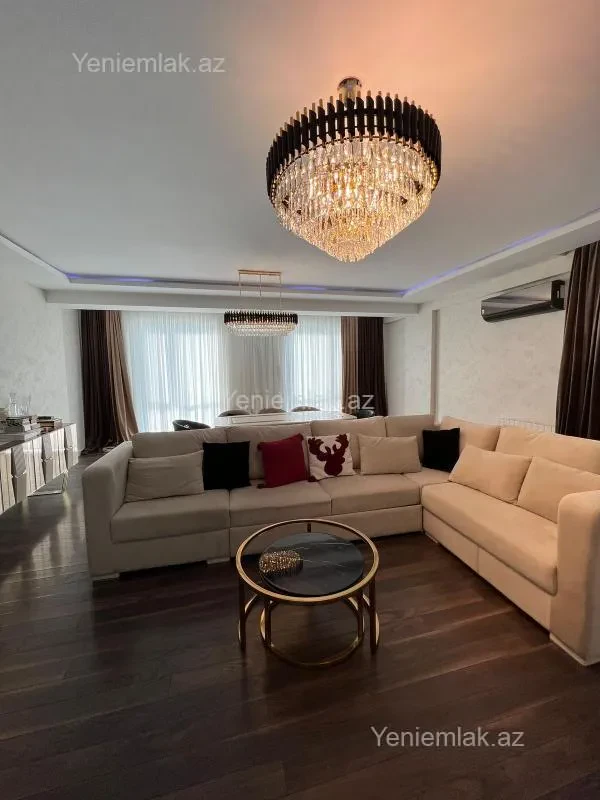 Satılır 4 otaqlı yeni tikili 147 m²