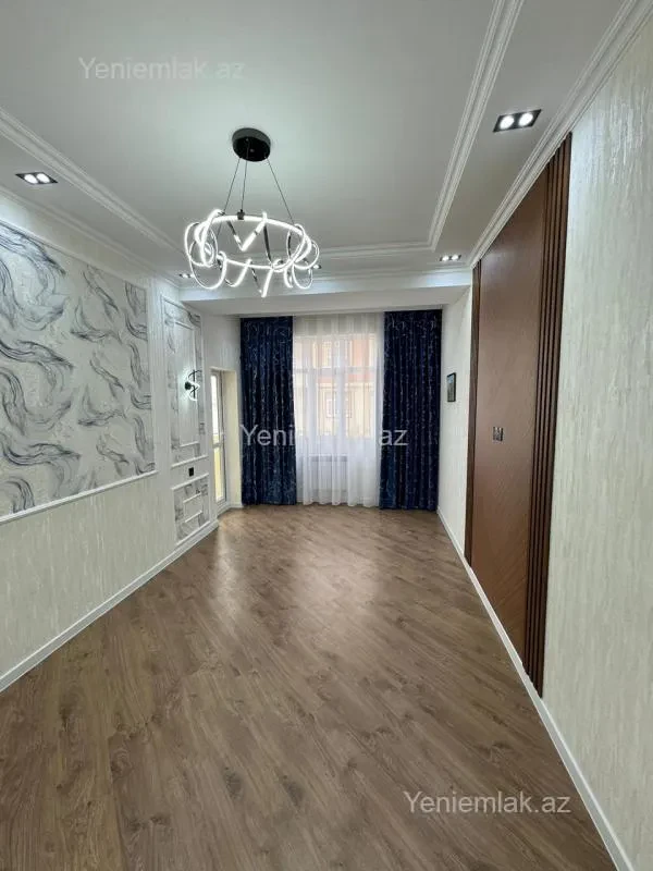Satılır 3 otaqlı yeni tikili 90 m²