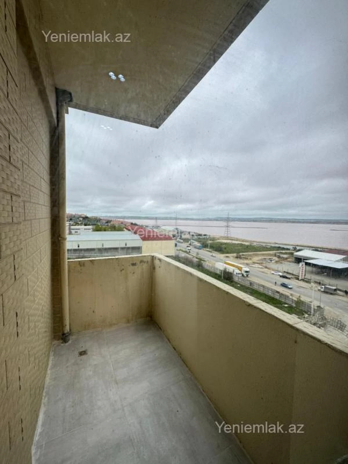 Satılır 3 otaqlı yeni tikili 90 m²
