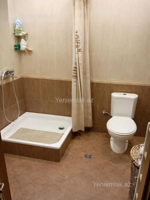 Satılır 4 otaqlı yeni tikili 155 m²