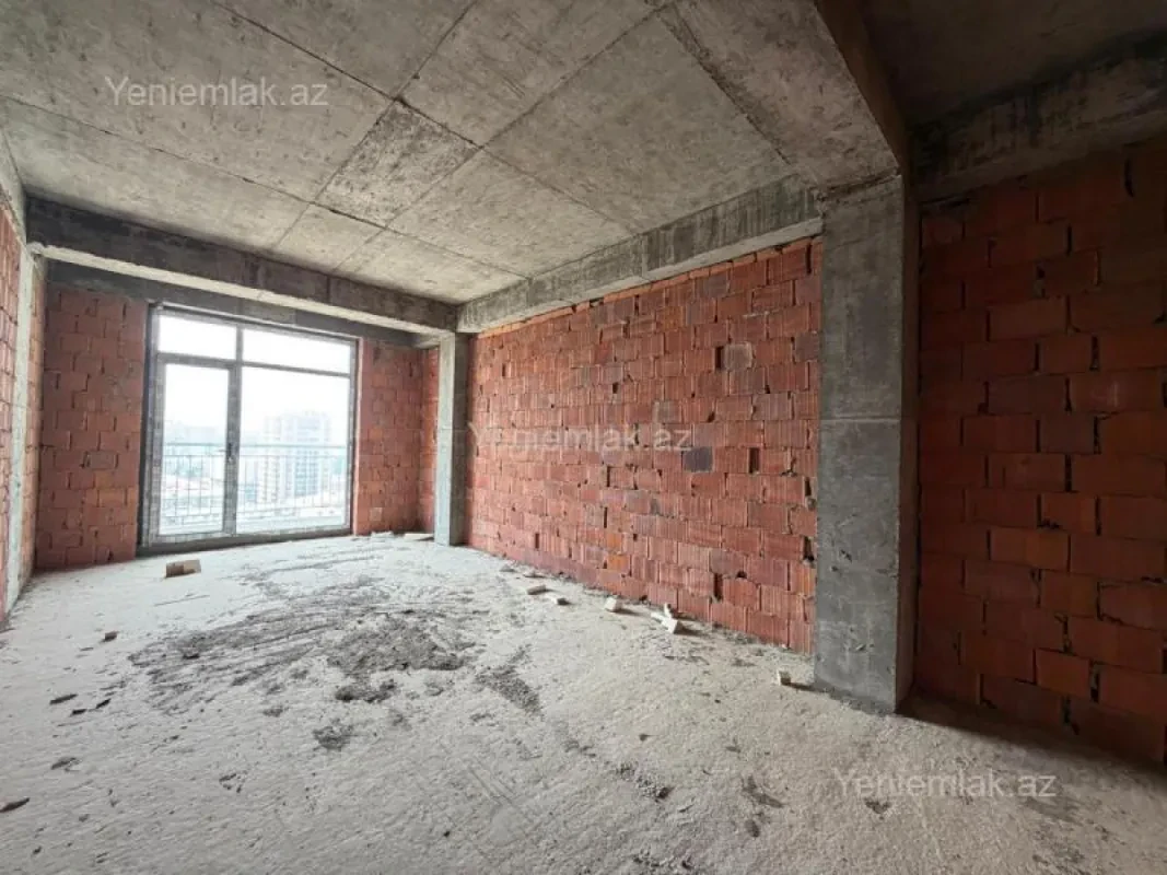 Satılır 4 otaqlı yeni tikili 181 m²