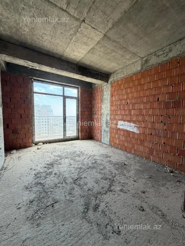 Satılır 4 otaqlı yeni tikili 181 m²