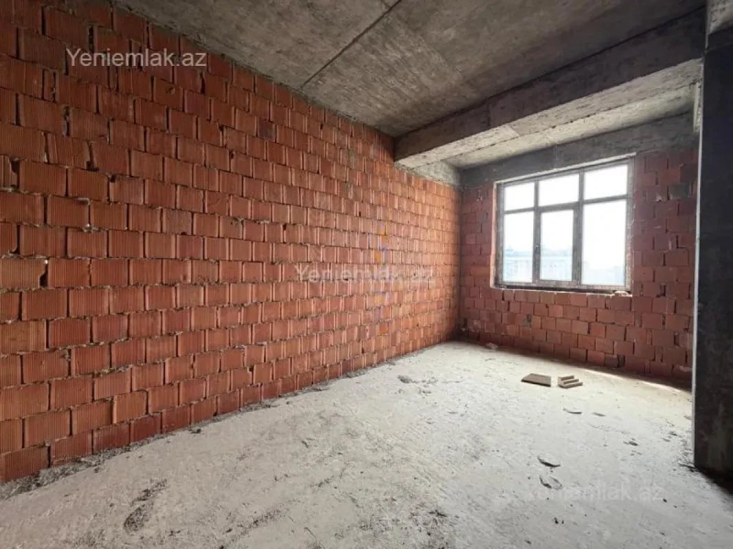 Satılır 4 otaqlı yeni tikili 181 m²