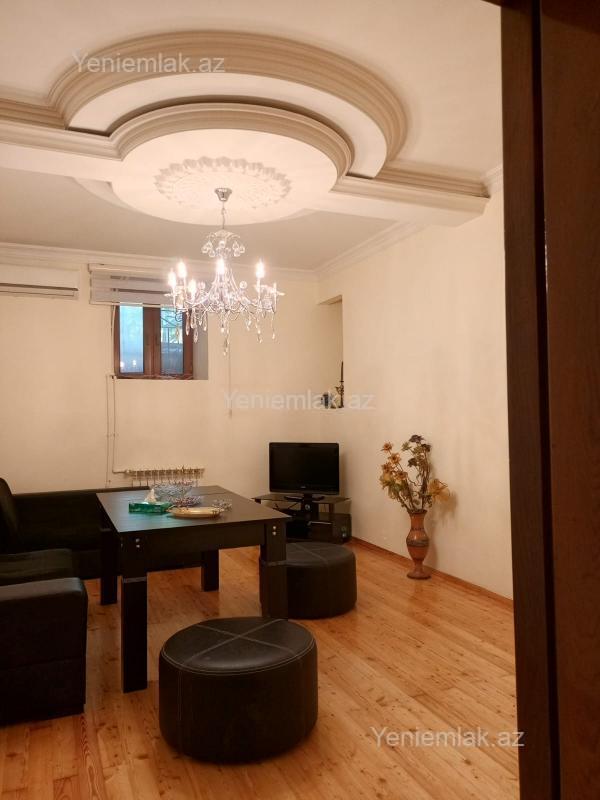 Satılır 2 otaqlı köhnə tikili 52 m² — Bakı, Nərimanov 2 otaq 52.00 m²