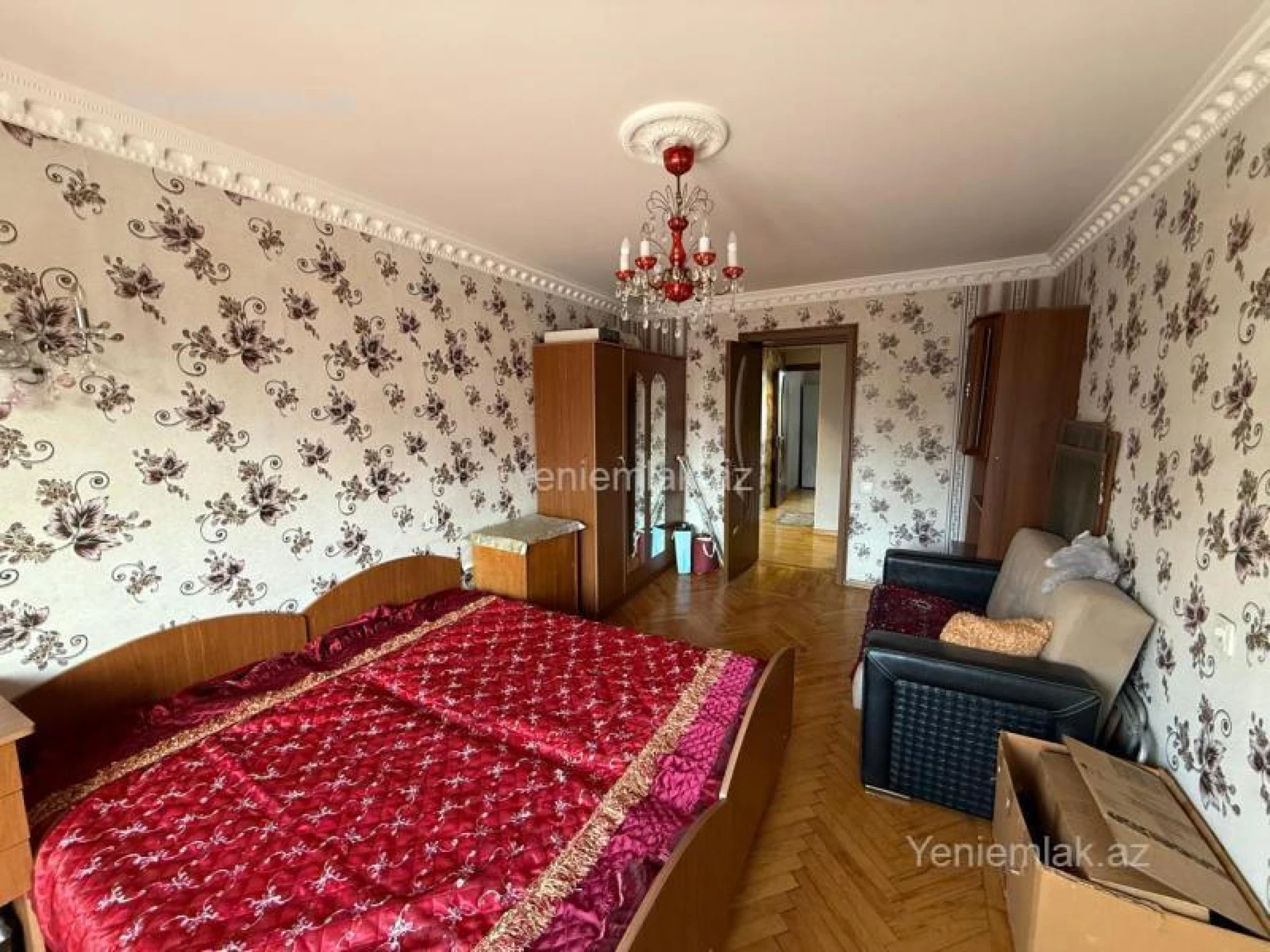 Satılır 3 otaqlı köhnə tikili 75 m²