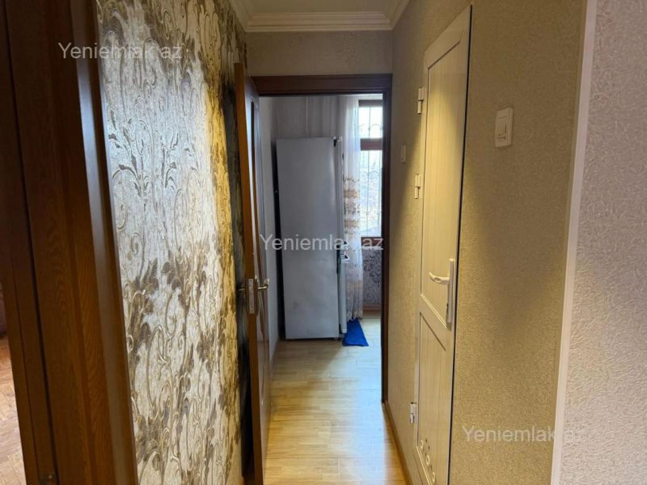 Satılır 3 otaqlı köhnə tikili 75 m²