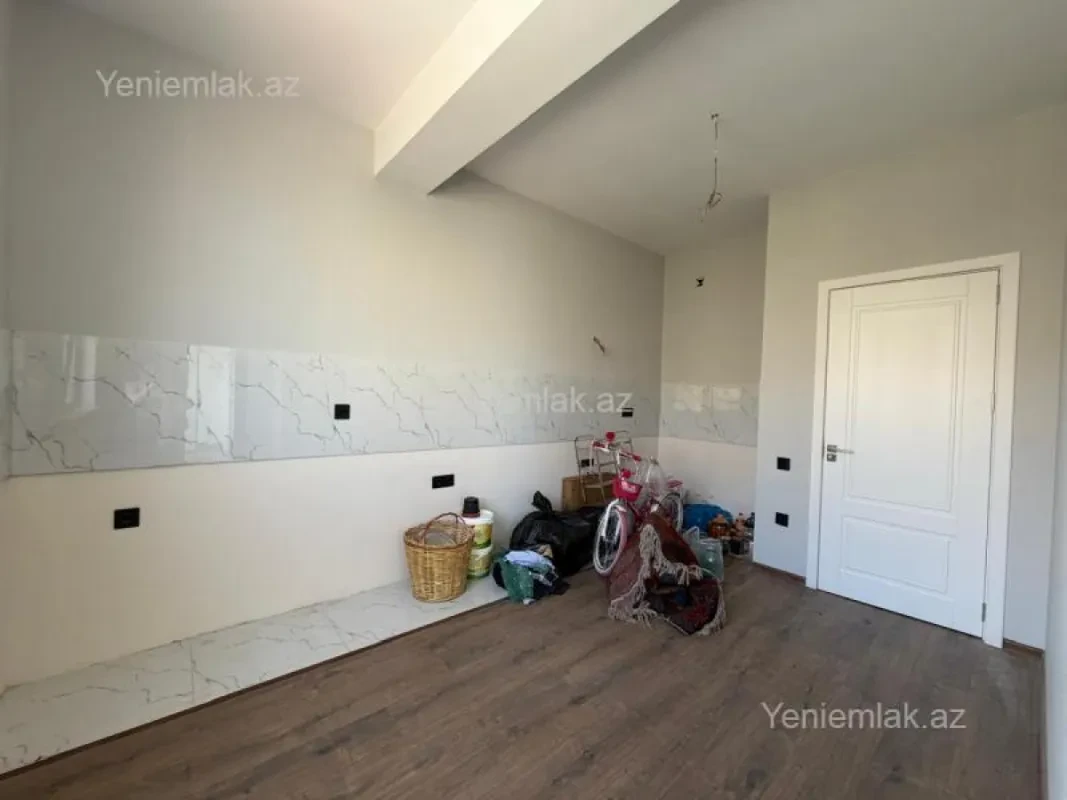 Satılır 2 otaqlı yeni tikili 82 m²
