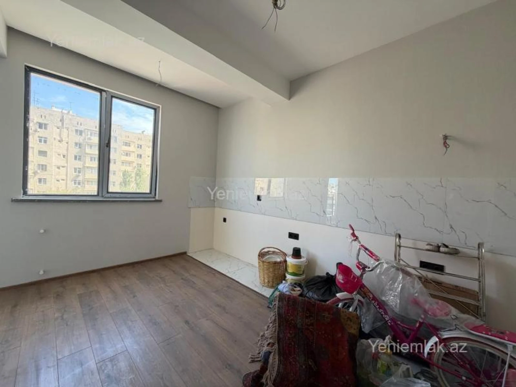 Satılır 2 otaqlı yeni tikili 82 m²
