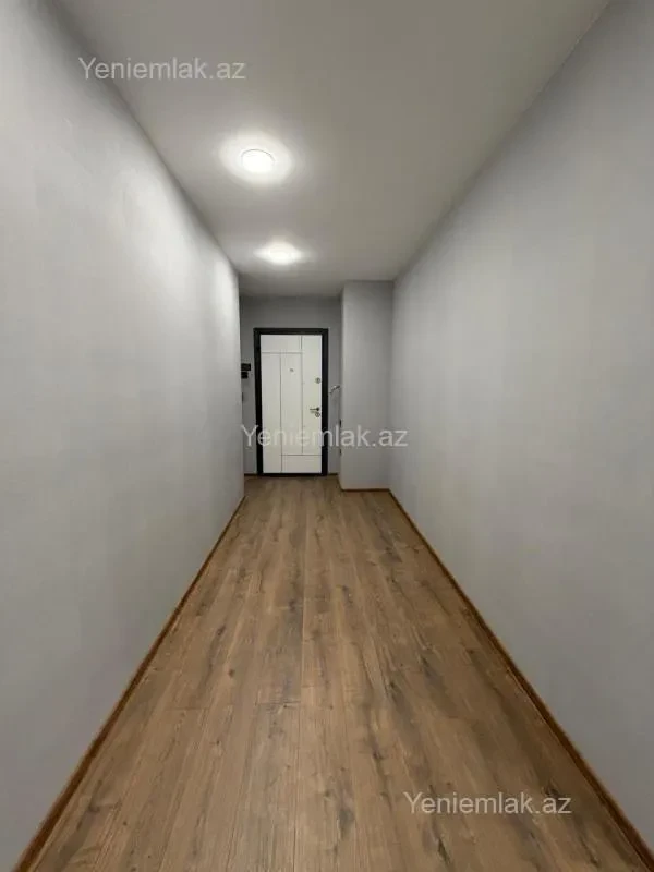 Satılır 2 otaqlı yeni tikili 82 m²