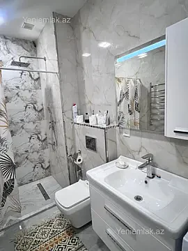 Satılır 2 otaqlı yeni tikili 70 m²