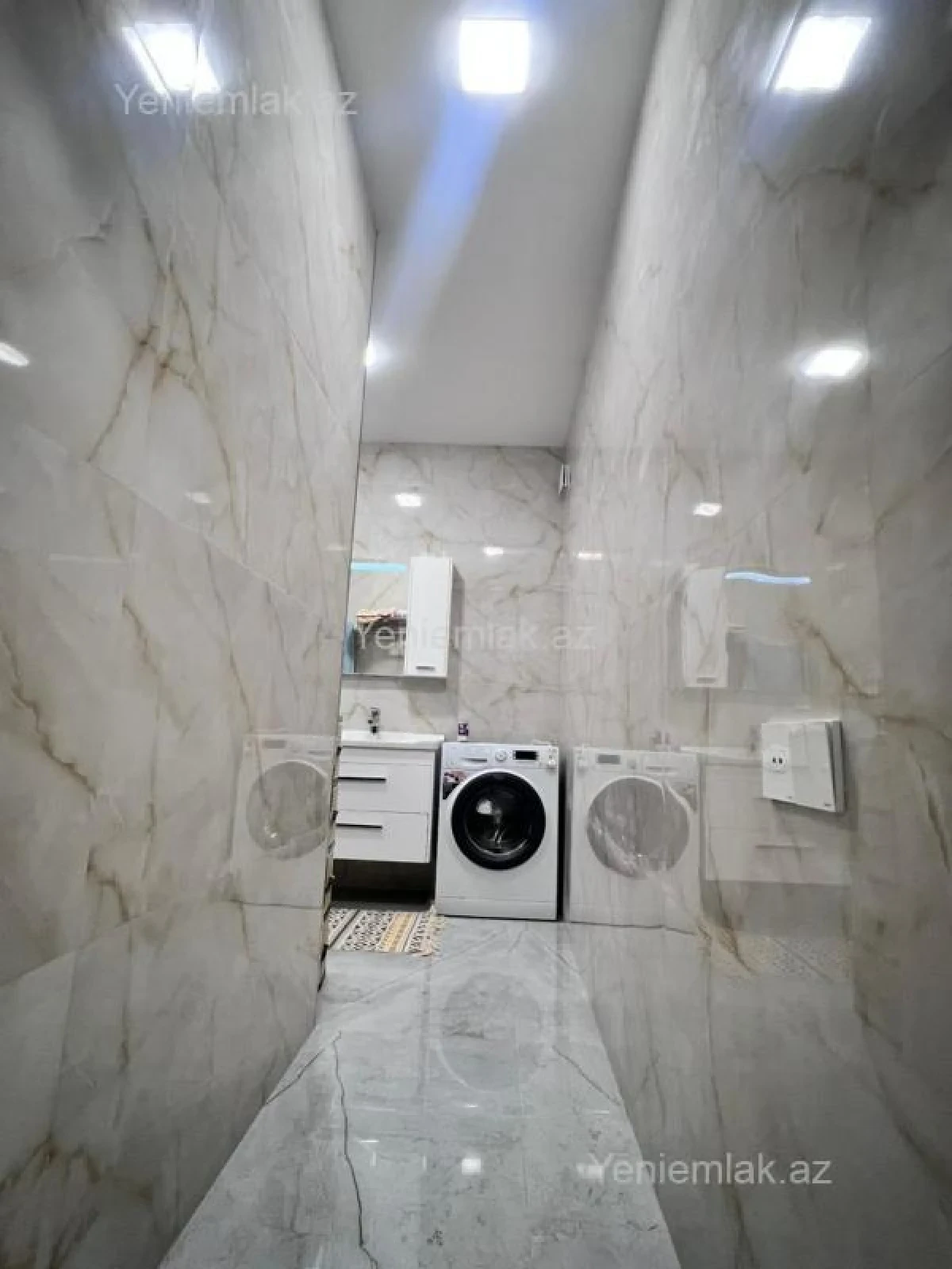 Satılır 2 otaqlı yeni tikili 70 m²