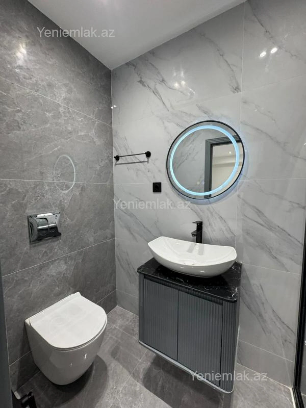 Satılır 2 otaqlı yeni tikili 65 m²