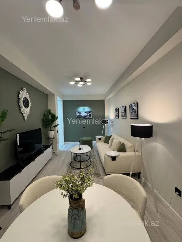 Satılır 2 otaqlı yeni tikili 78 m²