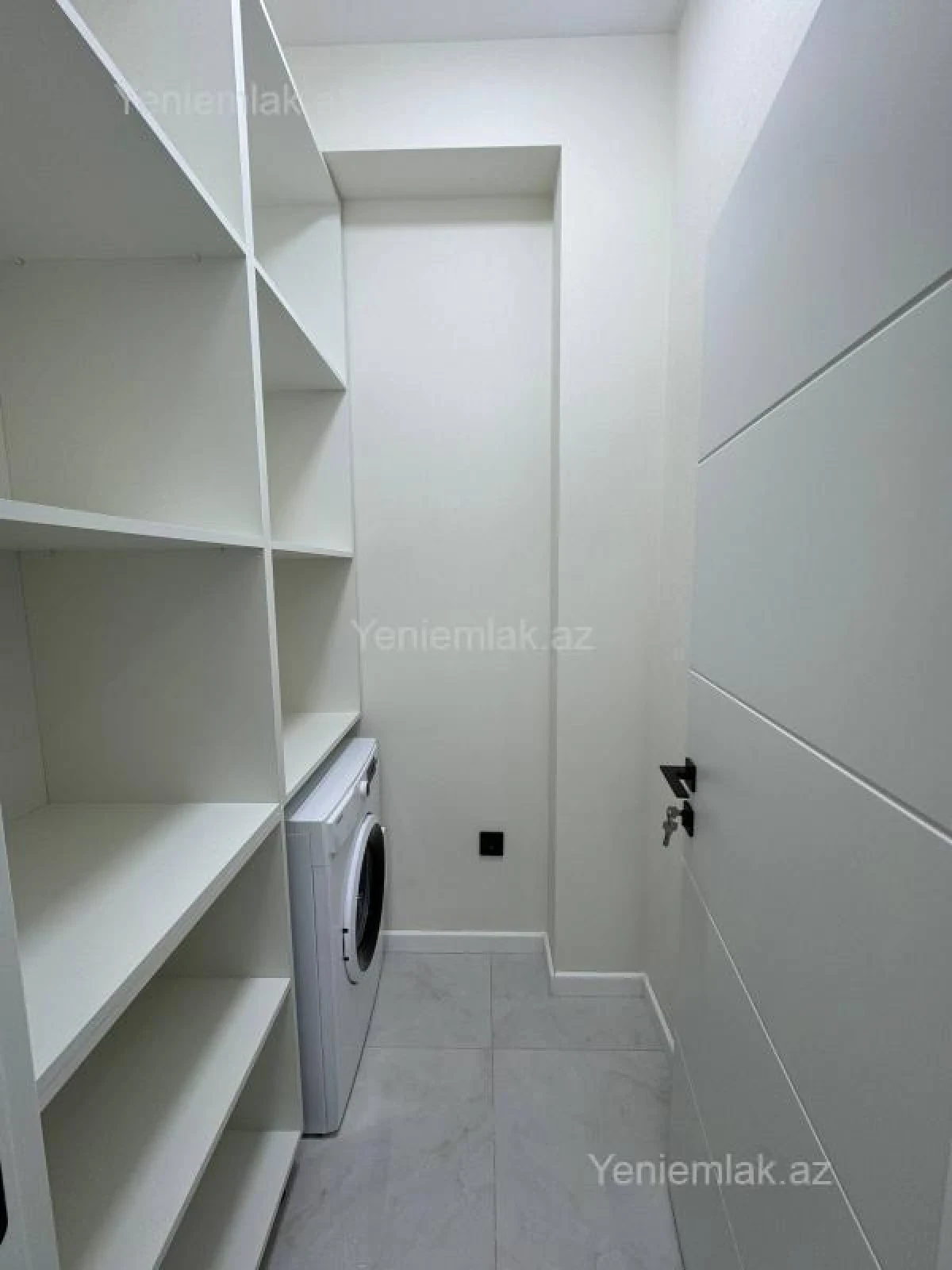 Satılır 2 otaqlı yeni tikili 78 m²