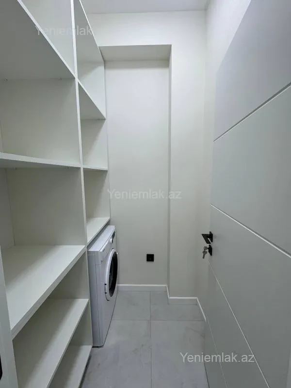 Satılır 2 otaqlı yeni tikili 78 m²