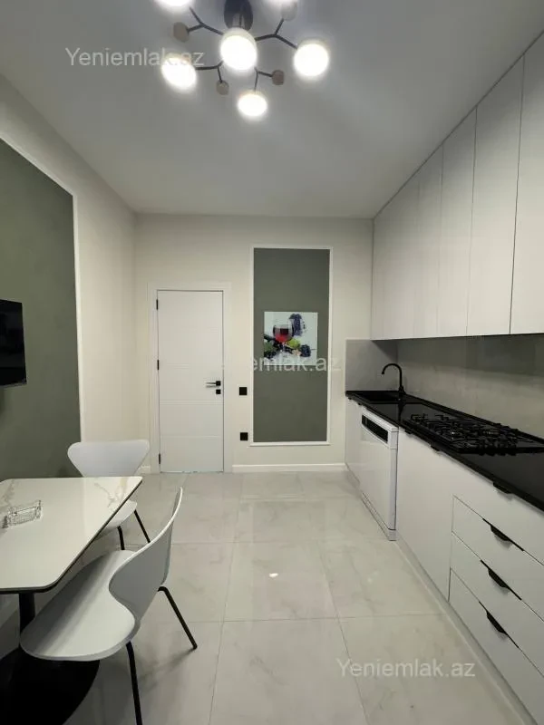 Satılır 2 otaqlı yeni tikili 78 m²