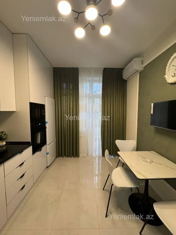 Satılır 2 otaqlı yeni tikili 78 m²