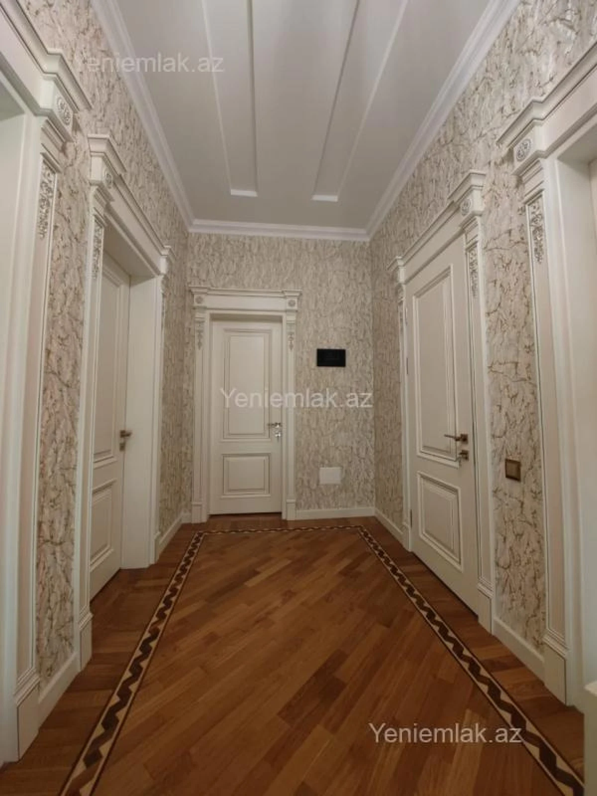 Satılır 6 otaqlı həyət evi 300 m²