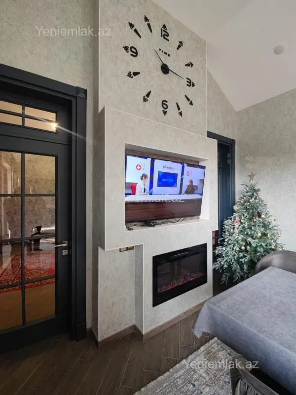 Satılır 6 otaqlı həyət evi 300 m²