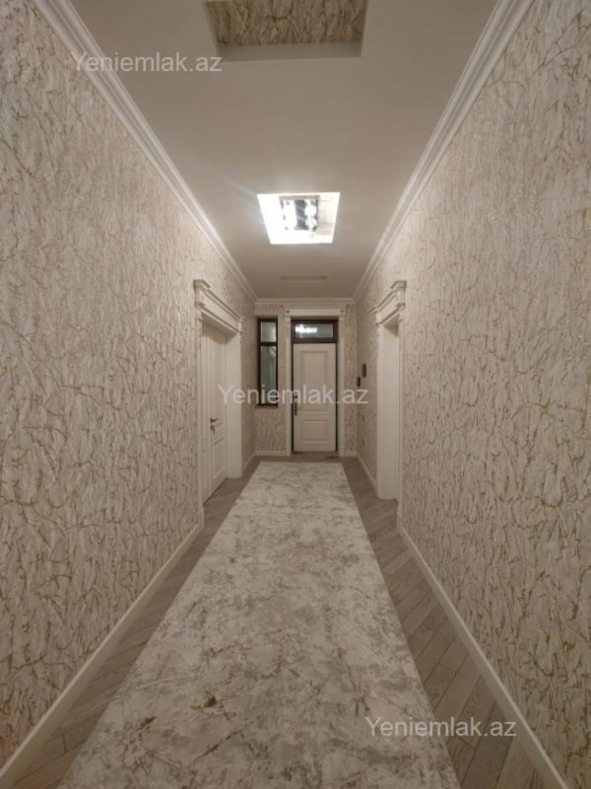 Satılır 6 otaqlı həyət evi 300 m²