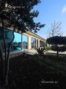 Satılır 6 otaqlı həyət evi 300 m²